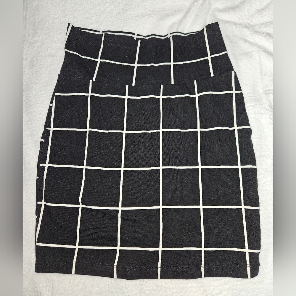 Pencil skirt